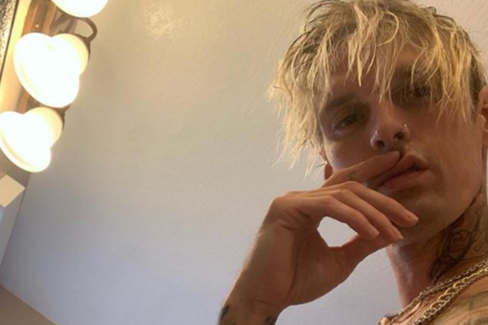 NAJVEĆI SKANDAL ESTRADE! Omiljeni pevač devojaka optužio preminulu SESTRU da ga je silovala sa10 GODINA!