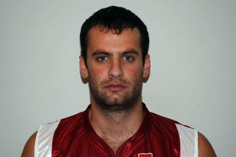 ČUO SAM PUCANJ I VIDEO MASKIRANOG MUŠKARCA! Svedoci iz kladionice opisao detalje ubistva CRNOGORSKOG KOŠARKAŠA