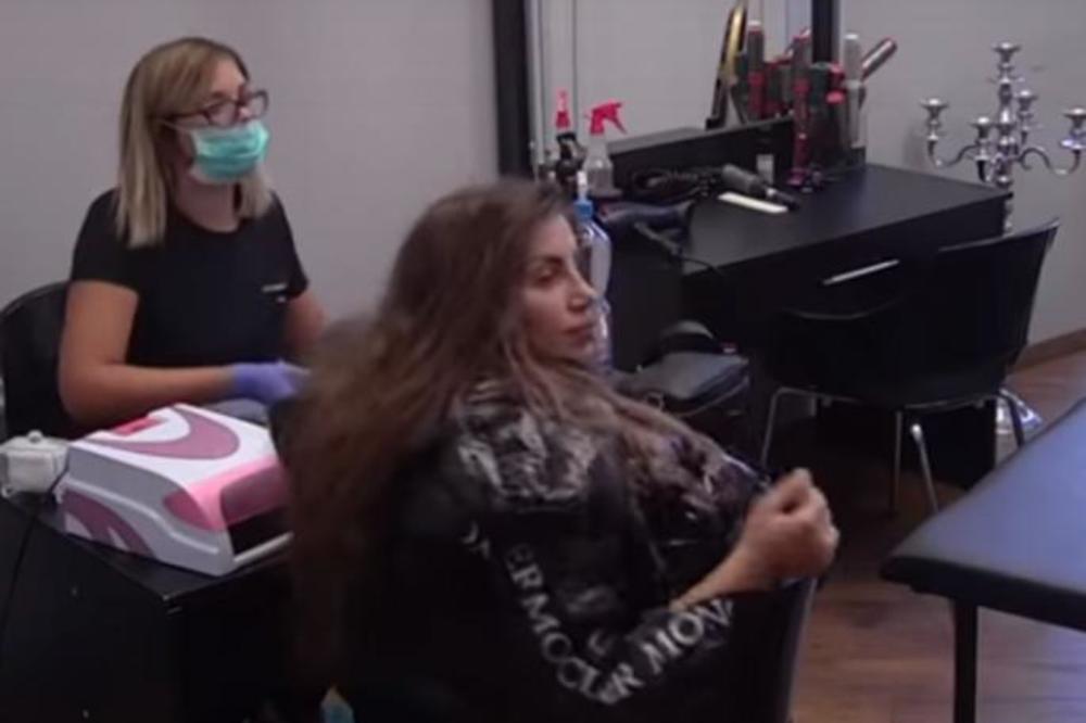 DALILA NAPRAVILA SCENU U SALONU, NAPALA FRIZERKU: Spalila si mi KOSU i uzela pare, sad ću ja tebe da SPALIM