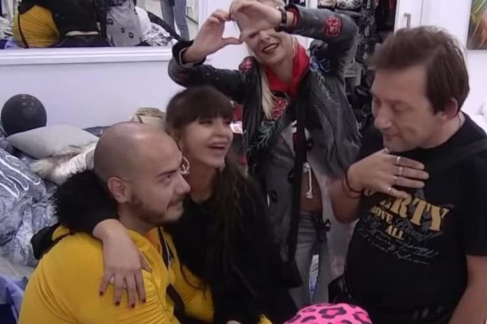 AUUUUUUUUU OVO DO SADA NISMO VIDELI! Mirko Gavrić i Zoki Šumadinac se LJUBILI! (VIDEO)