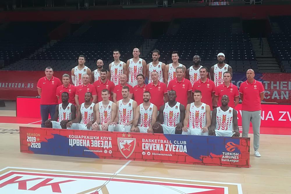 SLIKA KOJU SU ČEKALE DELIJE: Ognjen Kuzmić na parketu u crveno-belom dresu, Zvezda je spremna za početak sezone!