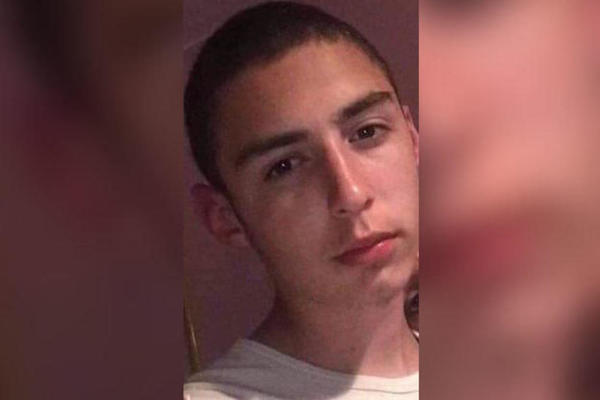 OVO JE MARTIN KOGA JE ČETVORO VRŠNJAKA PRETUKLO NA SMRT! Šutirali ga nemilosrdno i ostavili u parku da umre