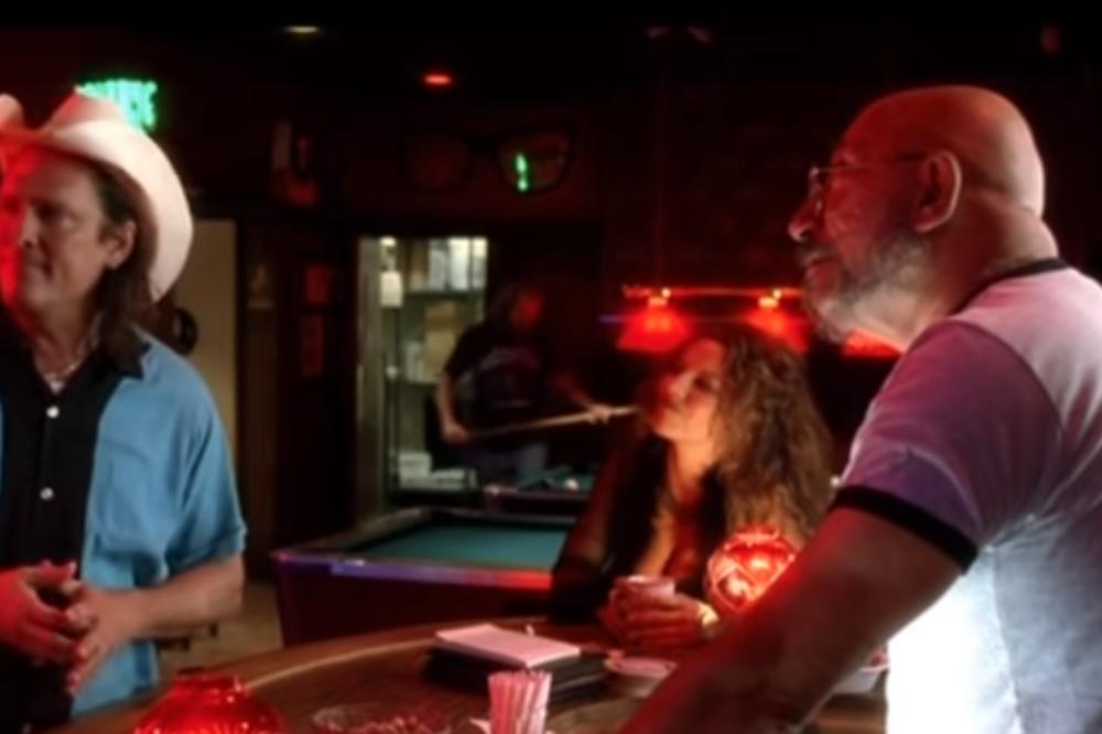 SUPRUGA POZNATOG GLUMCA OBJAVILA TRAGIČNE VESTI: Otišao je u VEČNOST, sada je ZVEZDA na nebu! (FOTO)