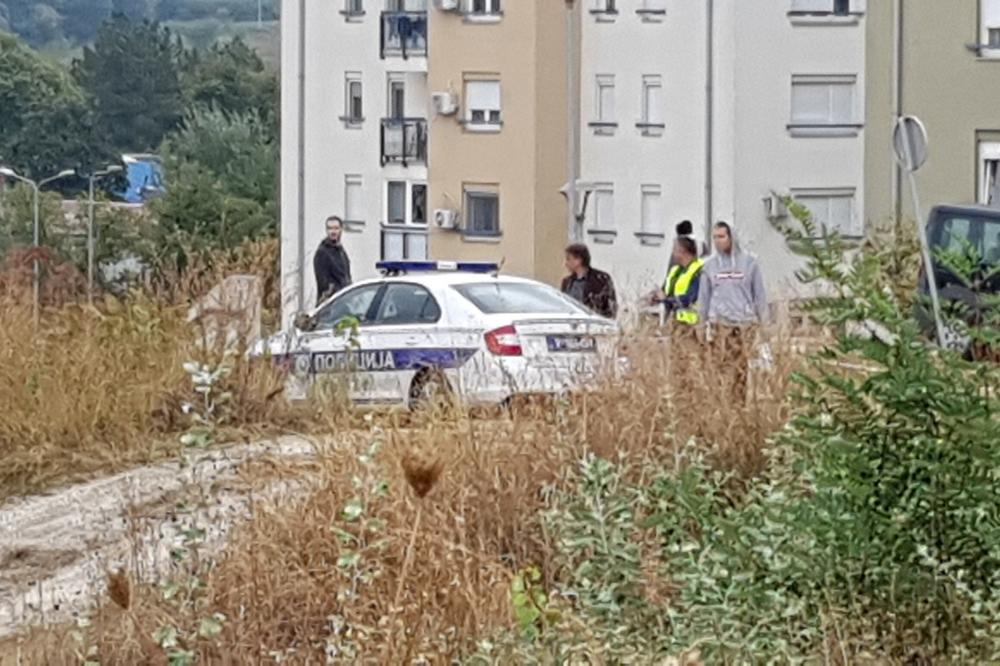 NASELJE STEPA STEPANOVIĆ VRVI OD POLICIJE! Tamo je HAOS, sve zbog JEDNE PARCELE (FOTO)