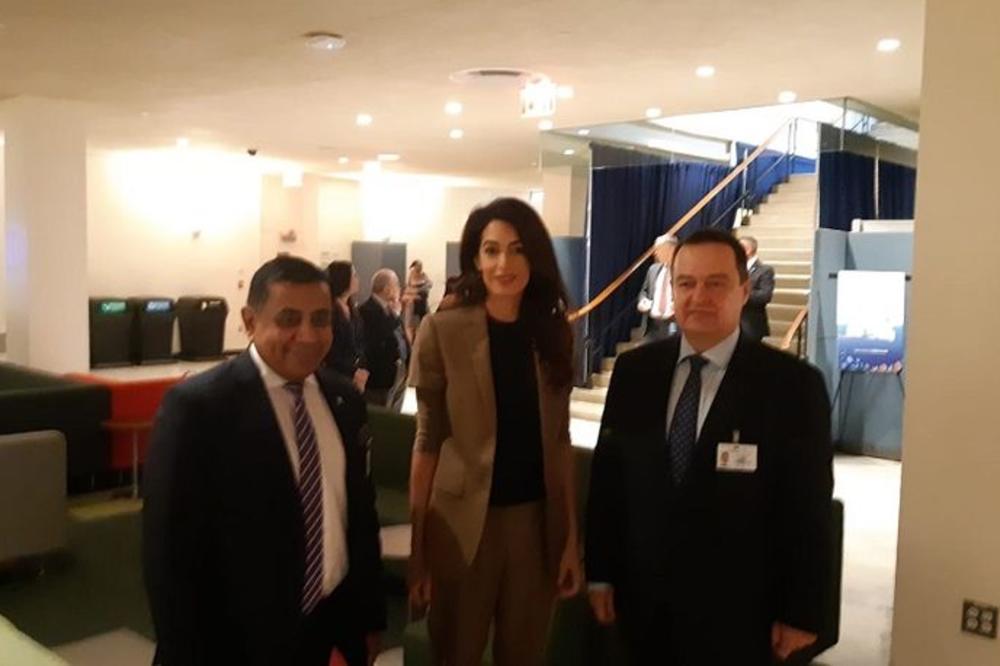 DAČIĆ SE SASTAO SA ŽENOM DŽORDŽA KLUNIJA! Razgovarali su o temi važnoj ZA SVE NAS (FOTO)