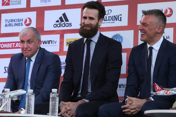 OVO JE NAJLUĐE ZAVRŠEN TRANSFER U ISTORIJI KOŠARKE: Jasikevičijus i Obradović su ga realizovali!