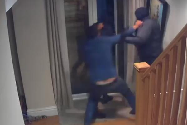 GOLIM RUKAMA SAVLADAO ČETIRI LOPOVA DA BI ZAŠTITIO SUPRUGU! Ovaj muž je HEROJ, a žena mu je zaista LEPOTICA (VIDEO)