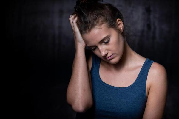 OSTAVLJAJU UŽASNE POSLEDICE NA KOŽI: Ove namirnice nisu loše samo za ŽELUDAC, već utiču i na IZGLED!