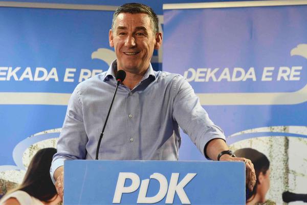 VESELJI OSUO PALJBU PO PRIŠTINSKOJ DELEGACIJI U VAŠINGTONU! Ovo je TOTALNI PROMAŠAJ!