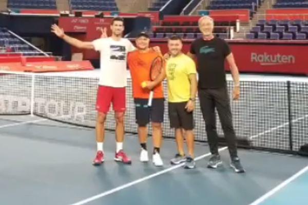 ĐOKOVIĆ ODRADIO PRVI TRENING U TOKIJU: Pa na japanskom pozdravio svoje domaćine!