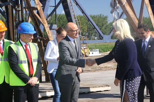 LUKA NOVI SAD U SVETSKOM LANCU LUKA DP WORLD: Ovo će biti moderna luka u koju će se investirati 30 miliona evra