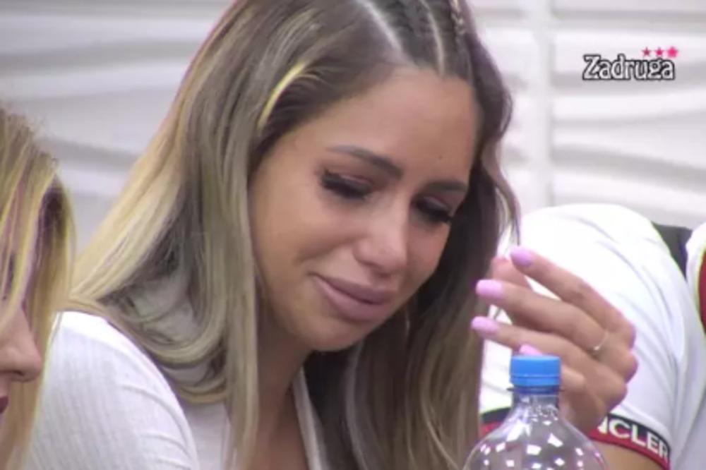 ISPLIVALI SNIMCI NAVODNO IVE GRGURIĆ I BAHANALIJA NA JAHTI SA FUDBALERIMA: Ko je zaista DEVOJKA na snimcima?