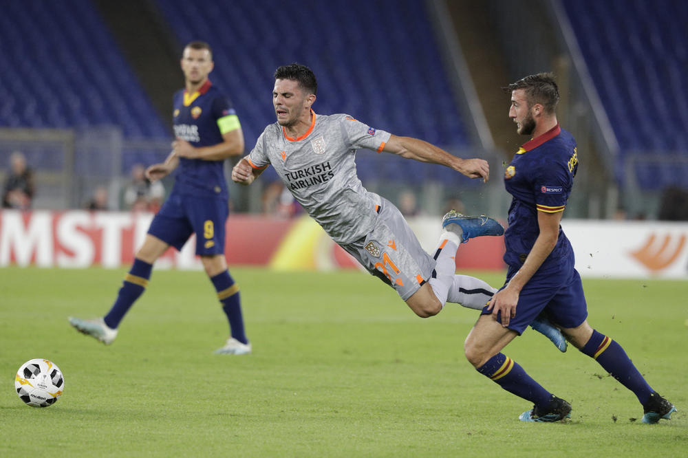 DANIJEL ALEKSIĆ NA DRESU NOSI MAJČINO PREZIME: Iza toga se krije teška sudbina! Horor je preživeo!