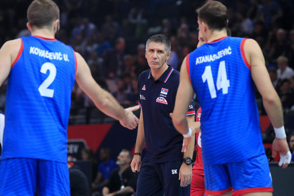 ATANASIJEVIĆ PRED NAJVAŽNIJU FAZU PRVENSTVA: Nema lakih protivnika, danas svi igraju odbojku!