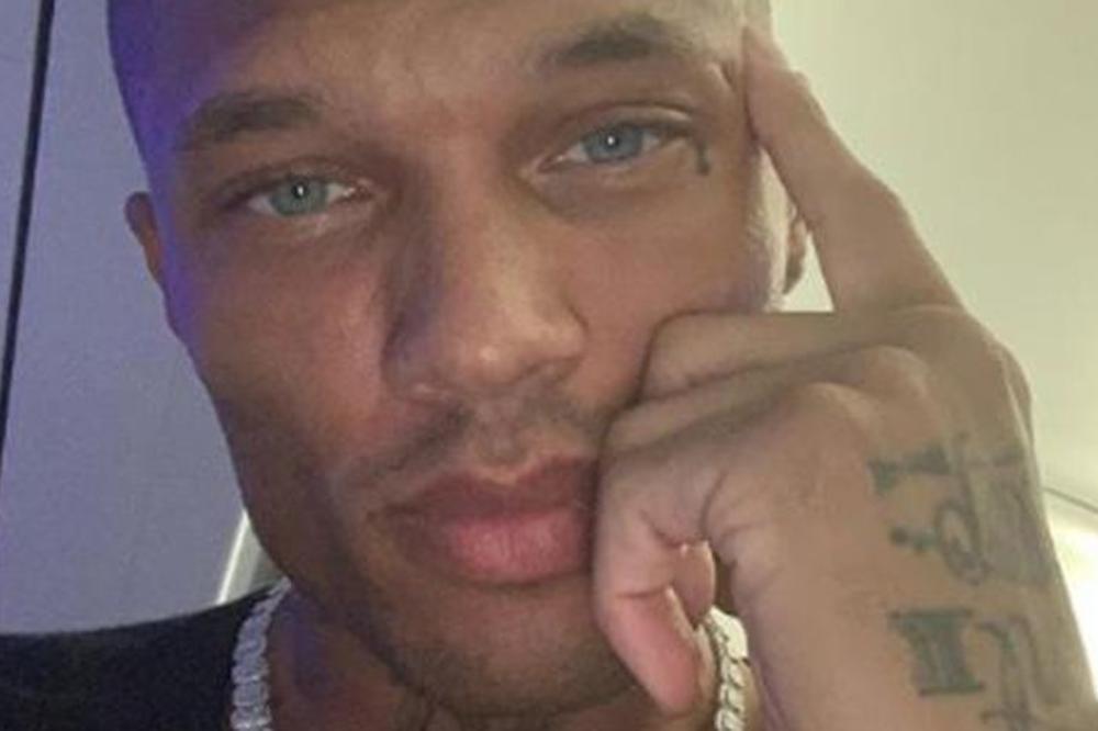 SEĆATE SE NAJLEPŠEG ROBIJAŠA NA SVETU? Njegov otac je počinio jezivo ubistvo, a prvi komšija mu je bio Čarls Menson