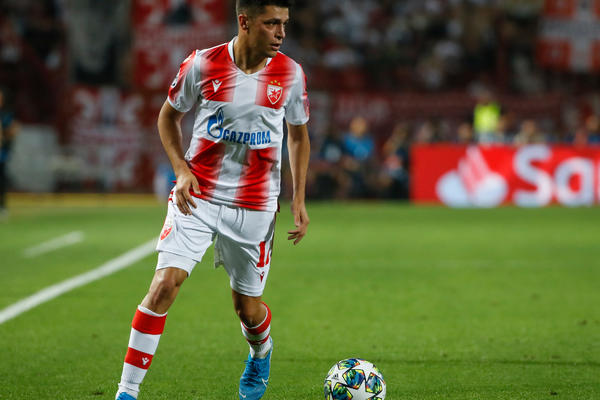 MATEO GARSIJA JE ZVEZDIN X-FAKTOR: Ljubav na tribinama, a rat na terenu! Zvezda traži pobedu protiv braće iz Atine!