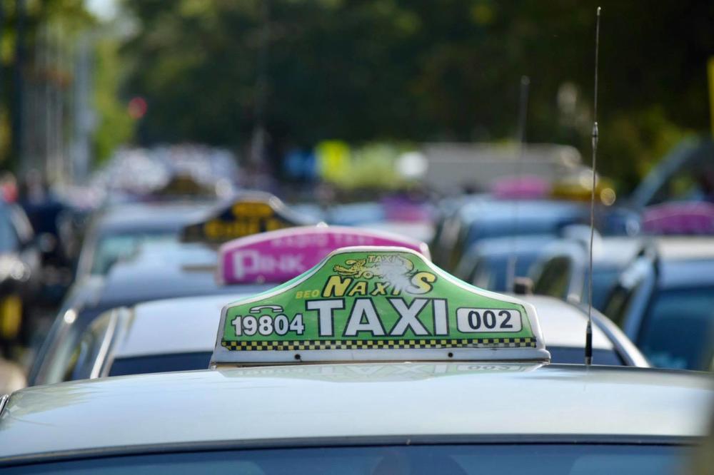 AKO STE MISLILI DA ĆETE UZETI TAKSI, PREVARILI STE SE: Od osam sati to više nećete moći