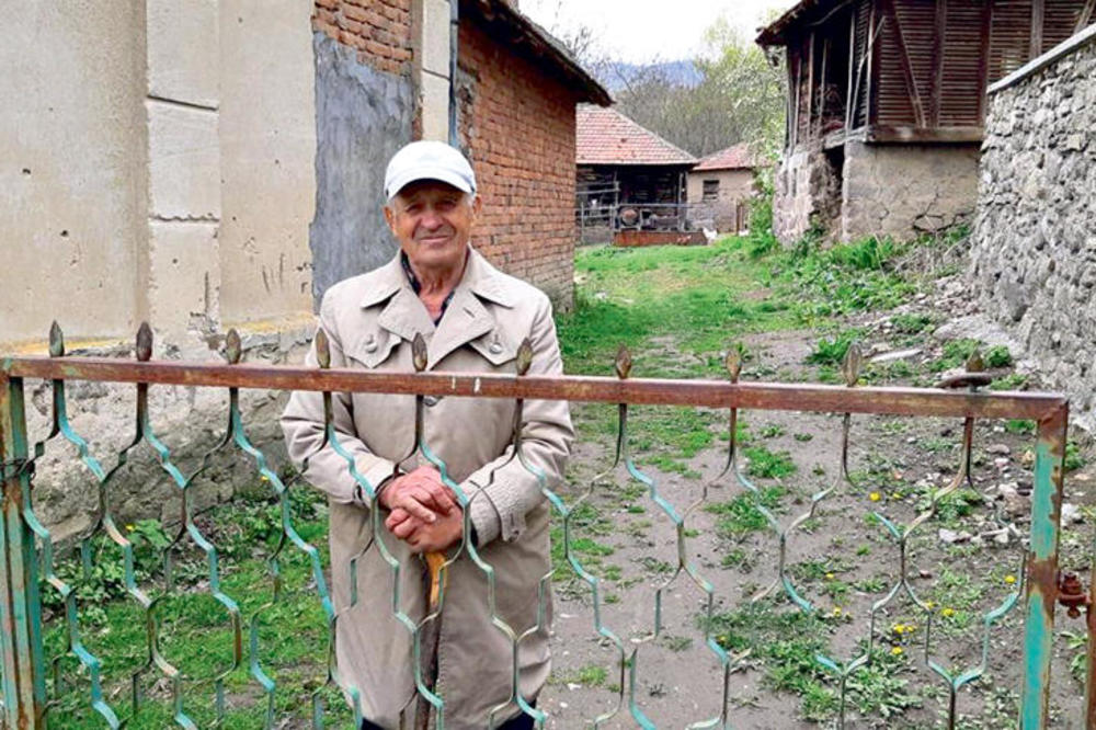 DRAGAN BI KUĆU I IMANJE SA VOĆNJACIMA PRODAO ZA 2.000 EVRA! Njegova ispovest otkrila NAJTUŽNIJE LICE SRBIJE