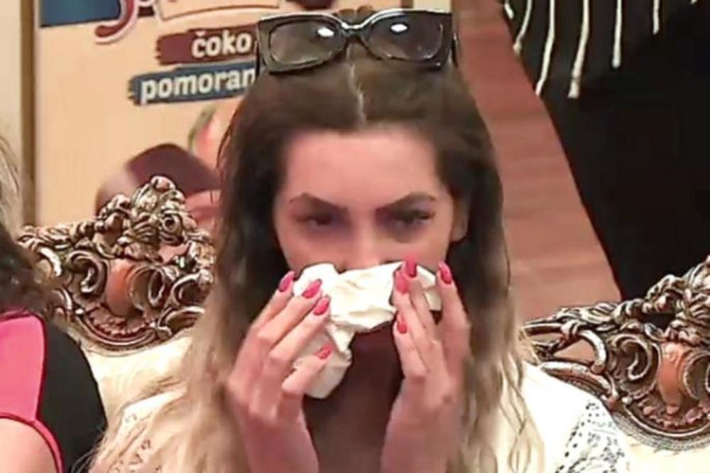 POZNATI FUDBALER PLAĆAO USLUGE UČESNICE PAROVA: Oktrivena njena TARIFA, a evo ko su još bili njeni česti KLIJENTI!