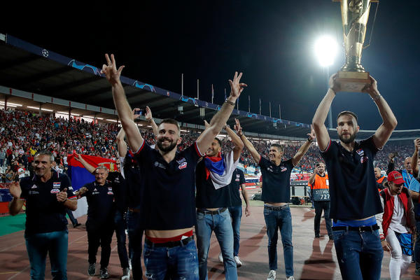 "BILA MI JE VELIKA ČAST DRAGA MOJA SRBIJO!" Kapiten se povukao iz reprezentacije (FOTO)