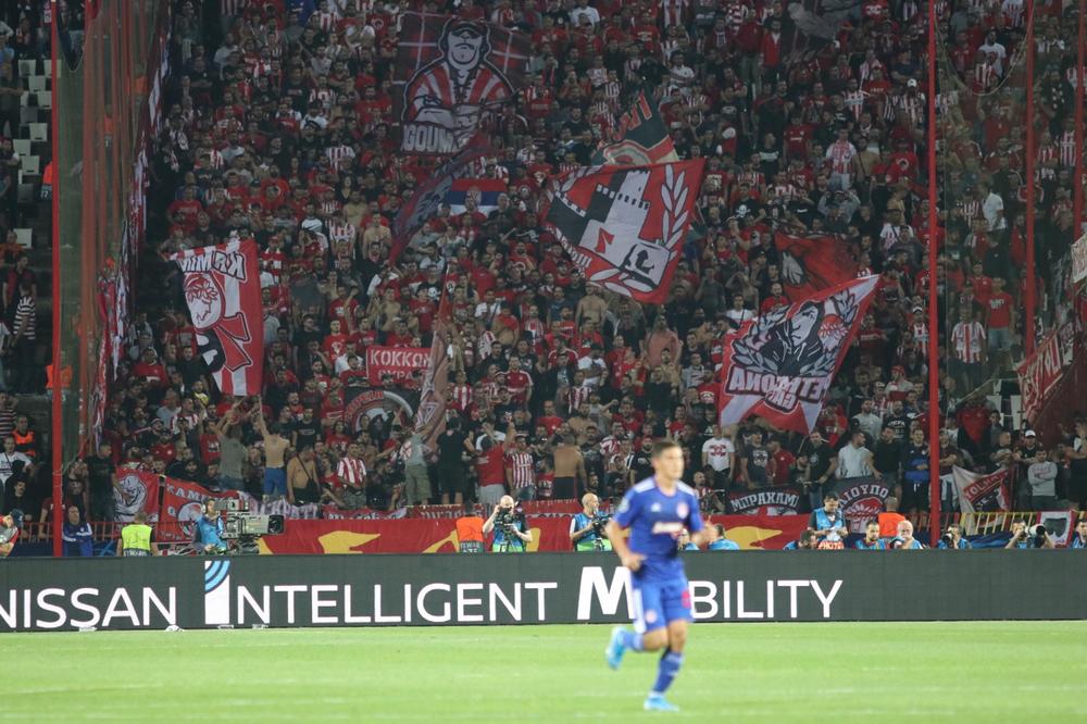 HULIGANSKI PIR U PIREJU: Gejt 7 napao igrače PAOK-a, povređen reprezentativac Grčke!