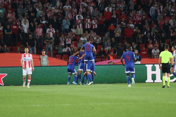 STRAVIČAN KIKS MILANA BORJANA: Olimpijakos ni iz čega došao do prednosti protiv Zvezde!