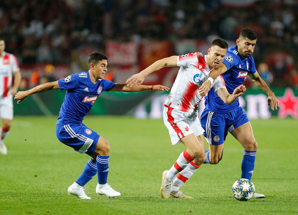 Marko Gobeljić na utakmici Crvene zvezde i Olimpijakosa u Ligi šampiona