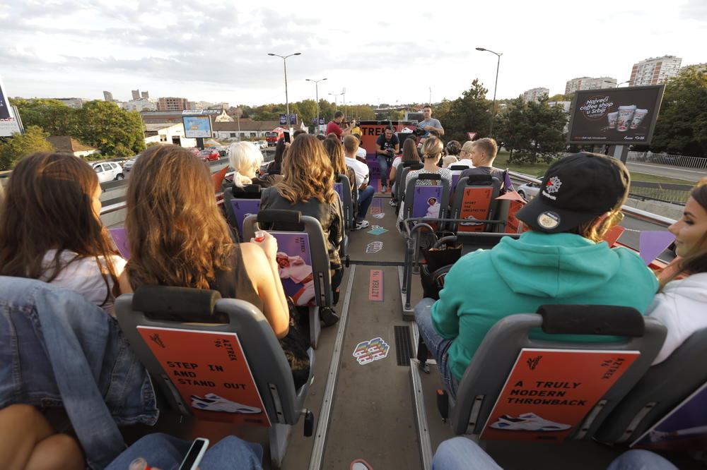 REEBOK BUS PARTY: Nesvakidašnji povratak u devedesete kao omaž čuvenoj AZTREK 96 SILUETI