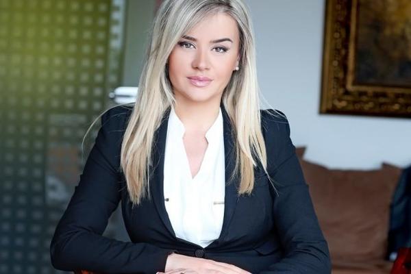 SEKSI SAVETNICA RAMUŠA HARADINAJA MRZI SRBE DA IH NE VIDI: Iz ovako lepih usta izlaze ogavne stvari o nama!