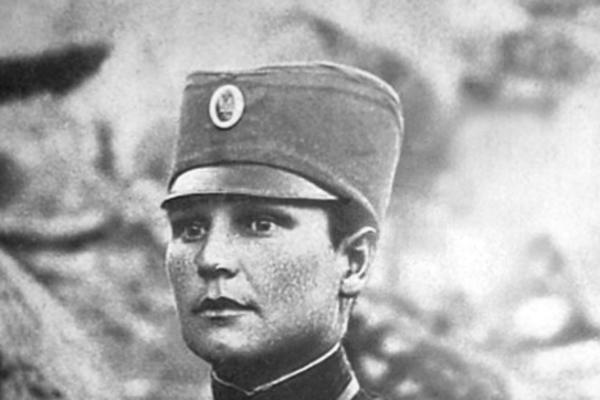 DANAS JE GODIŠNJICA SMRTI NAJODLIKOVANIJE SRPKINJE: Prošlo je skoro 50 godina otkako nas je napustila Milunka Savić