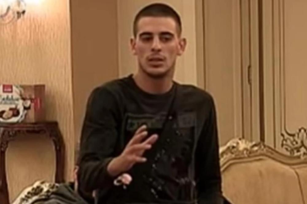 PALO ORALNO ZADOVOLJAVANJE USRED EMISIJE: Unuk Ere Ojdanića SKINUO GAĆE, pa dobio ORAL pred svima! OVO JE DNO DNA!