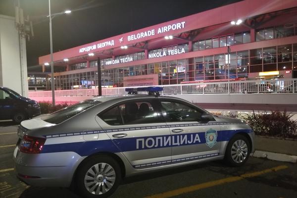 Uhapšena žena na aerodromu "Nikola Tesla po Interpolovoj poternici: Strašno je za šta se tereti!