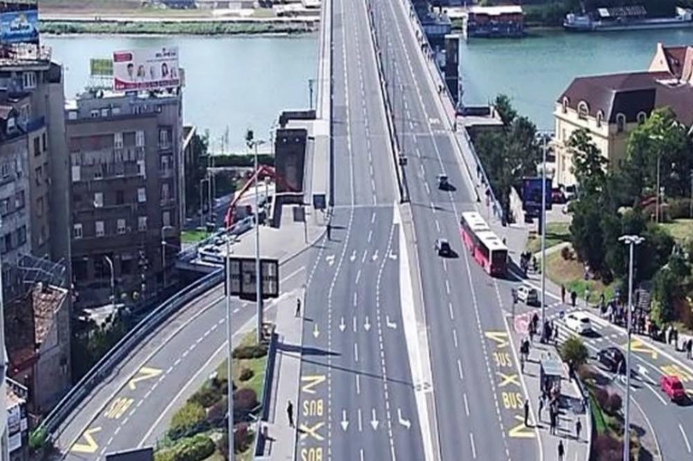 DANAS JE U 14.00 BRANKOV MOST BIO SKROZ ZATVOREN! Razlog tome NISU BILI TAKSISTI (FOTO)