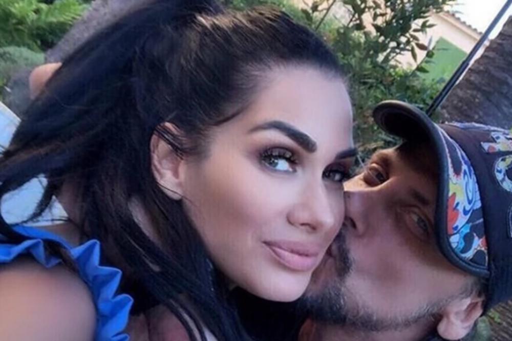 NOVA DEVOJKA DŽUNIOR DŽEKA JE ŠEŠELJEVA MILJENICA: Bila je u VEZI sa MATORIM HRVATSKIM BIZNISMENOM!