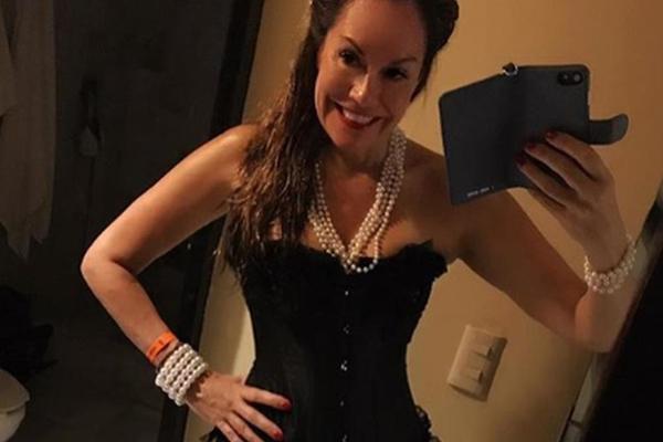 ONA NAPLAĆUJE SE*S BOGATIM MUŠKARCIMA! U dve rečenice otkrila je sve TAJNE iz KREVETA