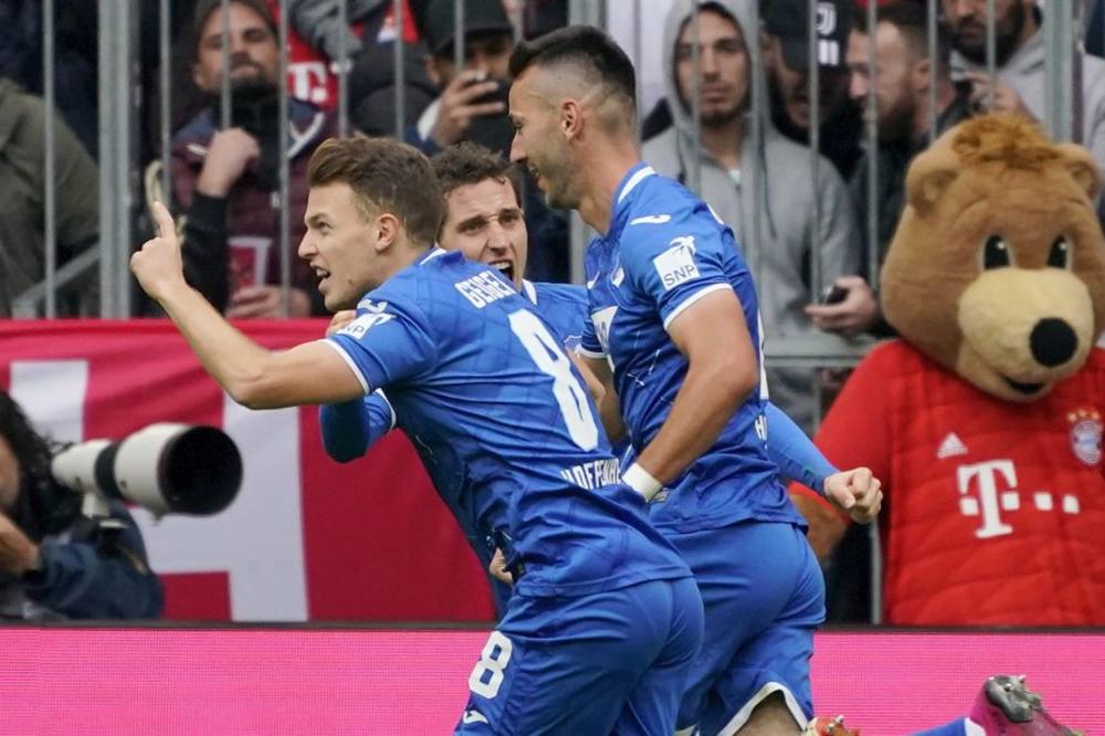 KO BI REKAO DA ĆE ONI SRUŠITI BAJERN: Jermen šokirao Alijanc arenu! Niko od suparnika to nije iskoristio!