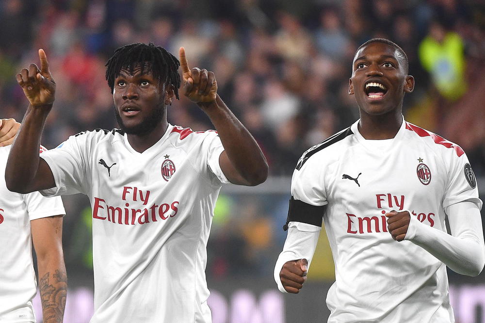 U ĐENOVI SMO SVAŠTA VIDELI: Reina se blamirao pa spasio Milanu pobedu, majstorija Ernandeza, VAR i crveni kartoni!