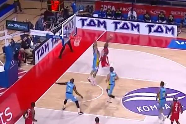 SUROVA DEMONSTRACIJA MOĆI: Džejms Gist otkinuo obruč u Pioniru!