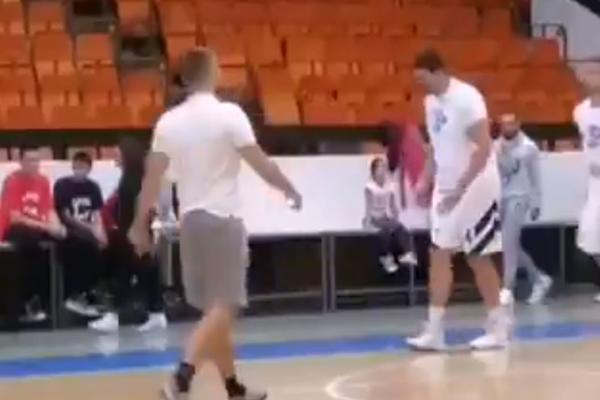 DARKO MILIČIĆ PONOVO IGRA KOŠARKU: Vratio se na parket posle sedam godina, a njegov tim razvalio protivnika!