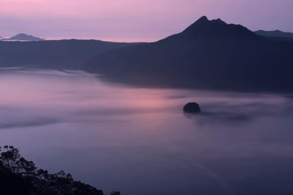 JEZERO U NJUJORKU KLJUČA: Temperatura preko 42 stepena, a uzrok vam NIKAD NE BI PAO NA PAMET, POTPISUJEMO!