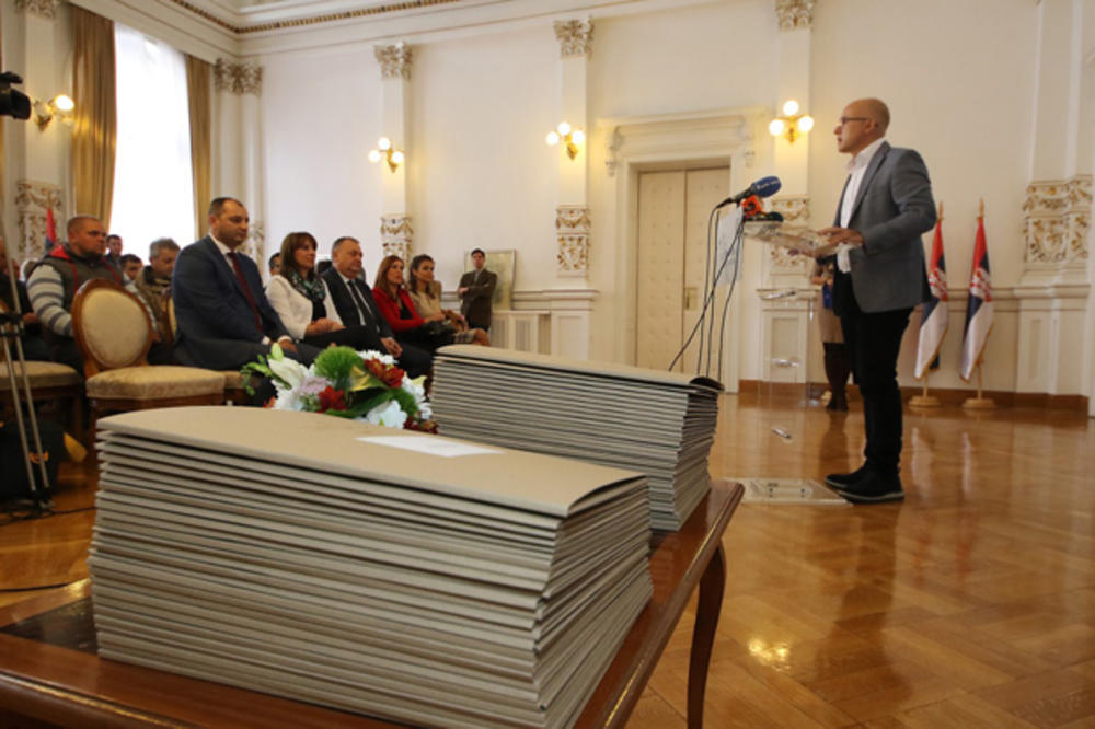 GRAD NOVI SAD JASAN: SUBVENCIONIŠEMO SAMOZAPOŠLJAVANJE!