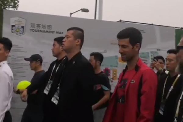 ĐOKOVIĆ POD JAKIM POLICIJSKIM OBEZBEĐENJEM: Iako ne zvuči dobro, razlog za to je fenomenalan!