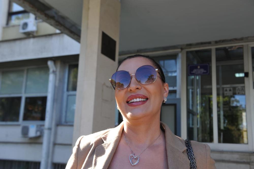 KONAČNO OTKRIVENO KAKO IZGLED CECINA VILA NA KIPRU! Velika je kao ZAMAK, a tek da vidite šta ima u dvorištu! (FOTO)