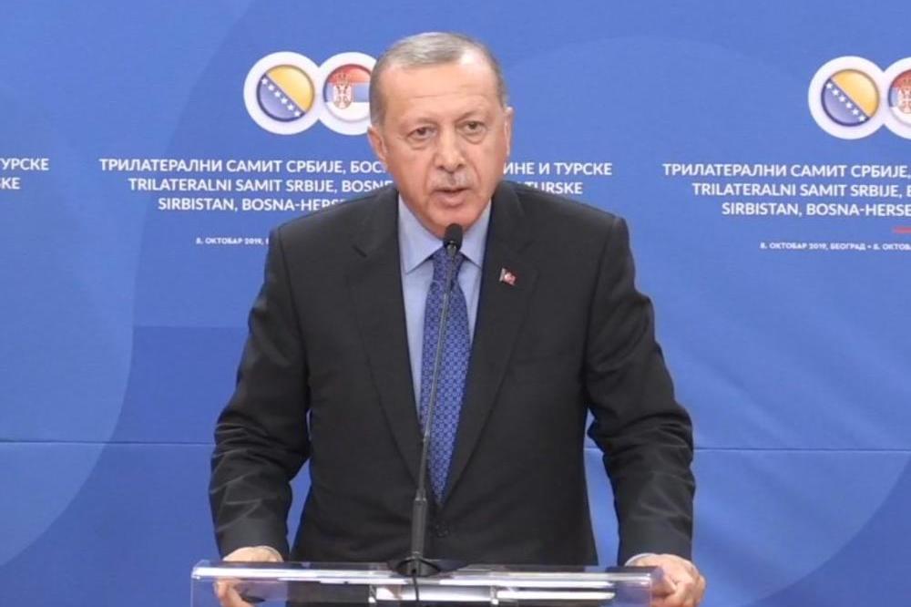 ERDOGAN PONOVO OPLEO PO PREDSEDNIKU FRANCUSKE: Makron se izgubio!