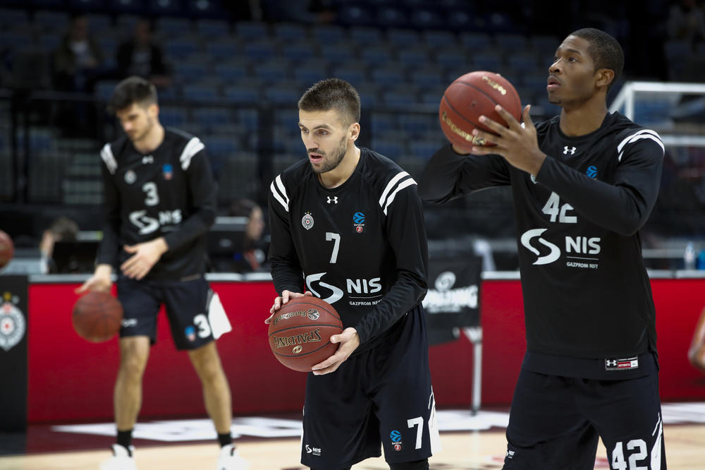 PARTIZAN POZVAO GROBARE U HUMANU AKCIJU: Dajte krv i uđite besplatno na spektakl protiv Virtusa!