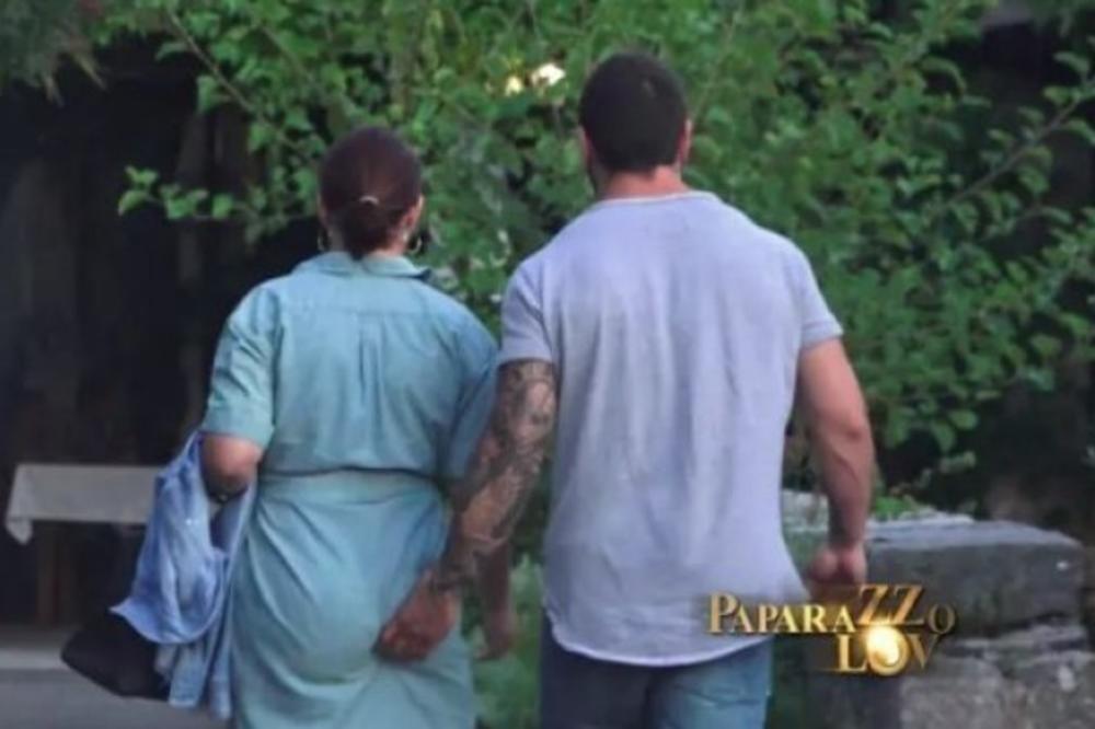 PAPARACO! VELJKO NASRED ULICE HVATAO SEKU ZA GU*U! Aleksićka izgleda NEVEROVATNO u 6. mesecu TRUDNOĆE