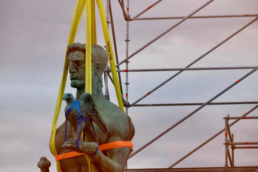 REŠENA MISTERIJA POBEDNIKA: Otkriveno odakle je i na koji način TAJNOVITI KAMEN stigao na spomenik