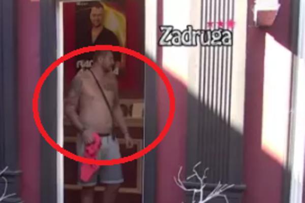 JANJUŠ PREKINUO EMISIJU UŽIVO: Uleteo u STUDIO i počeo da VREĐA VODITELJA! Napravio haos kad je čuo OVE REČI!