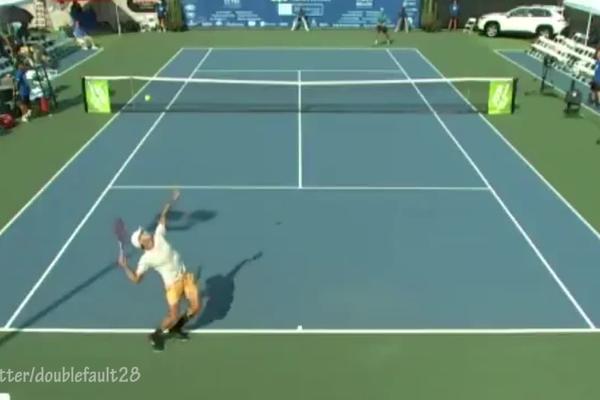 AMERIČKI KOMENTATOR DAHTAO KAO U EROTSKOM FILMU: Postavlja se pitanje šta je zaista radio u tom trenutku!