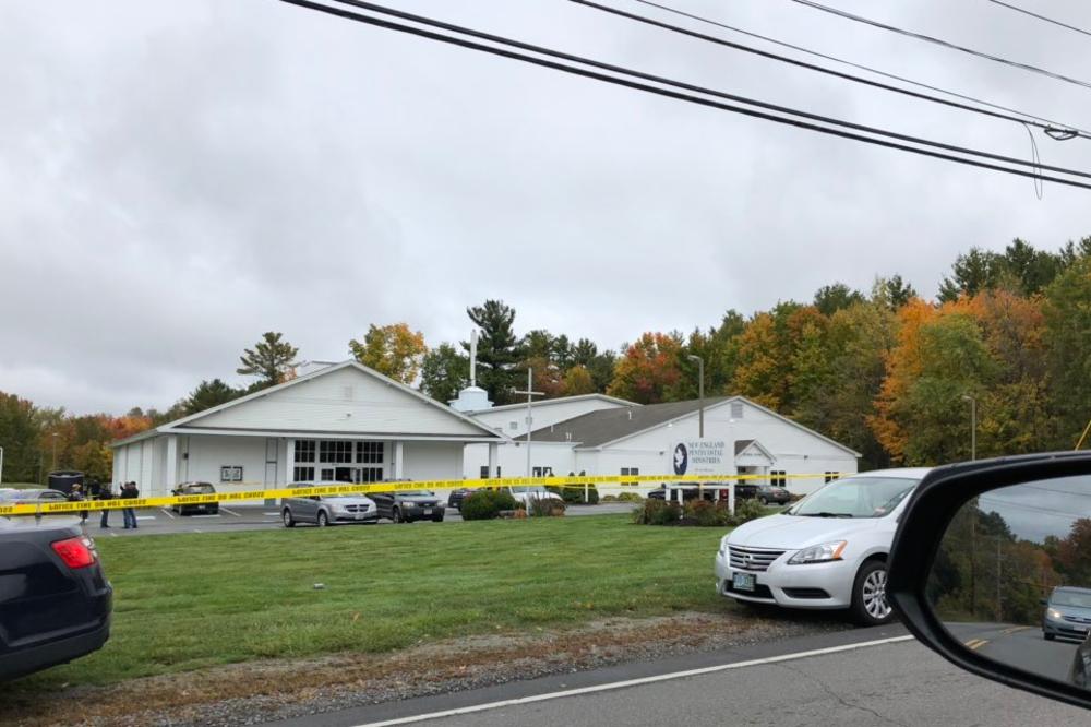 PUCNJAVA U CRKVI, POLICIJA NA NOGAMA: Više povređenih, OPŠTI HAOS! (VIDEO)